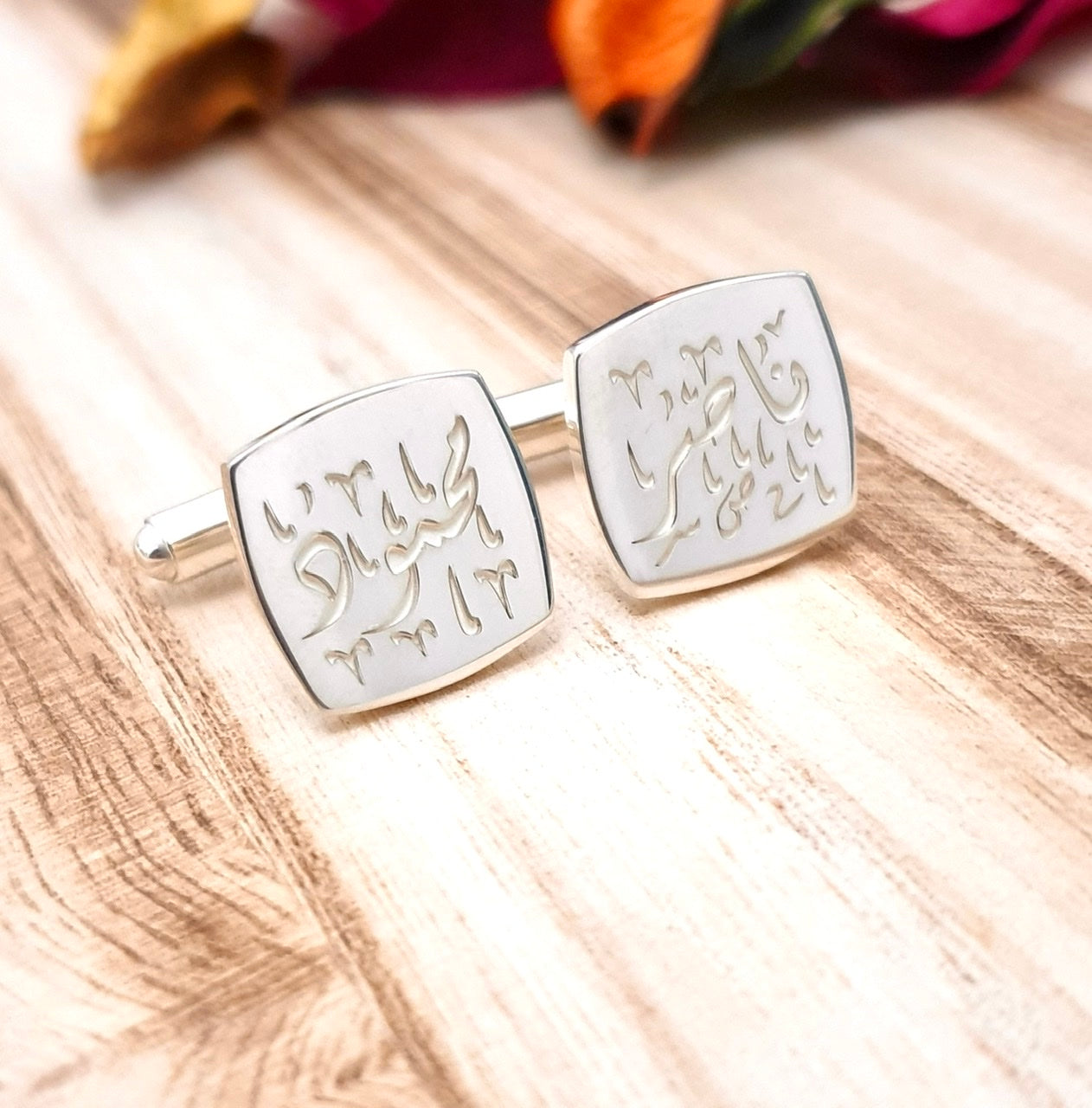 Customized Arabic Cufflinks in Square Shape